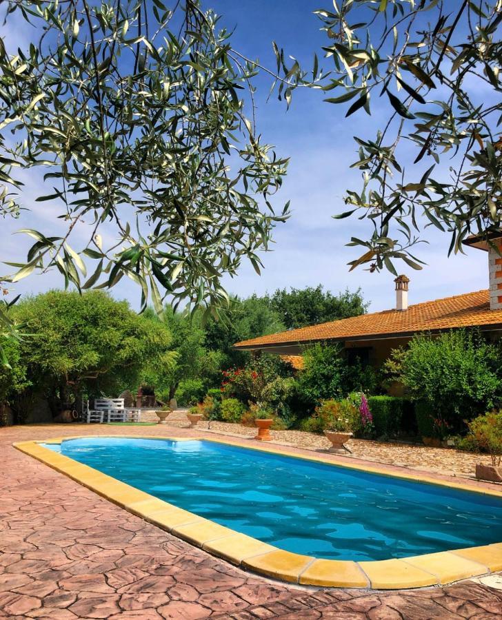 B&B Casa Vacanza Centro Sardegna Sorgono ภายนอก รูปภาพ