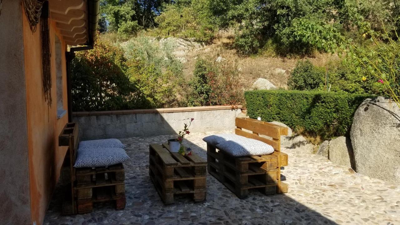 B&B Casa Vacanza Centro Sardegna Sorgono ภายนอก รูปภาพ
