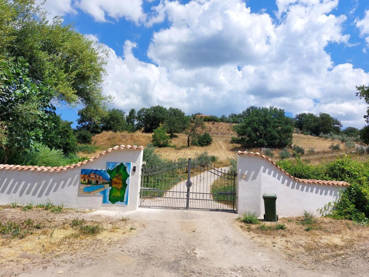 B&B Casa Vacanza Centro Sardegna Sorgono ภายนอก รูปภาพ